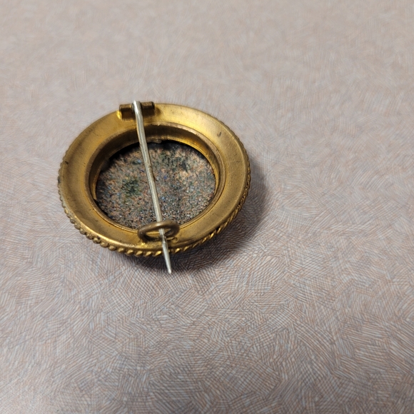 Antique Floral Brooch - Picture 2 of 7